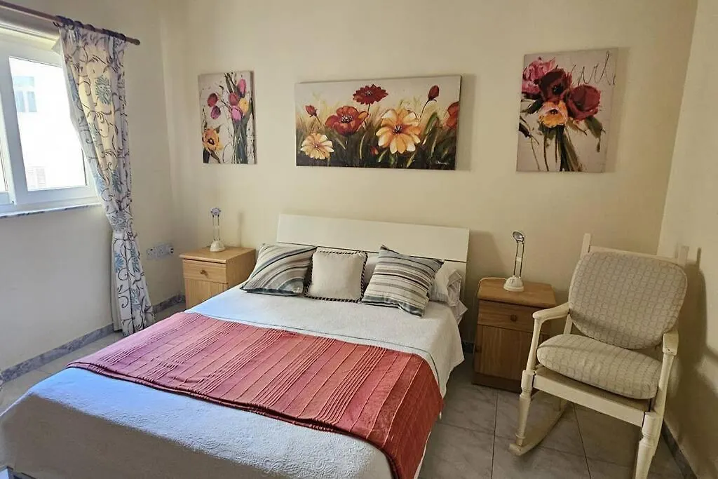 Front Sea View 3 Bedroom 2 Bathrooms At Sliema Beach Promenade S7 Μάλτα