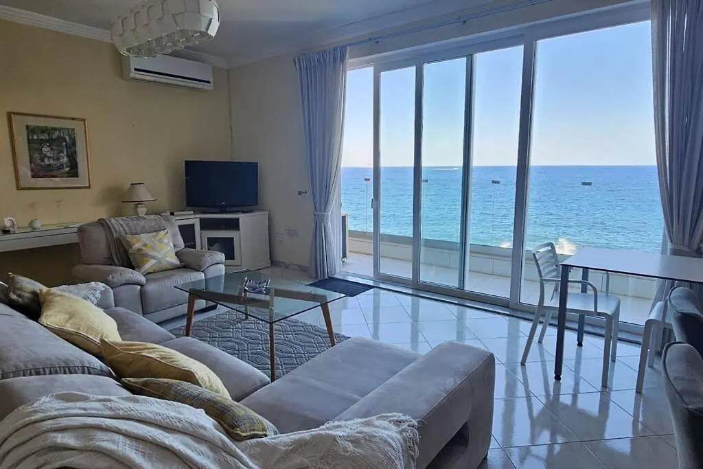 Front Sea View 3 Bedroom 2 Bathrooms At Sliema Beach Promenade S7