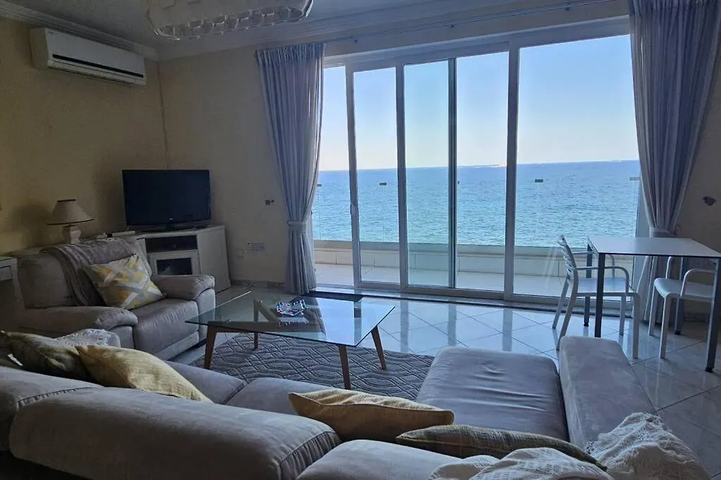 Front Sea View 3 Bedroom 2 Bathrooms At Sliema Beach Promenade S7 0*,  Malta