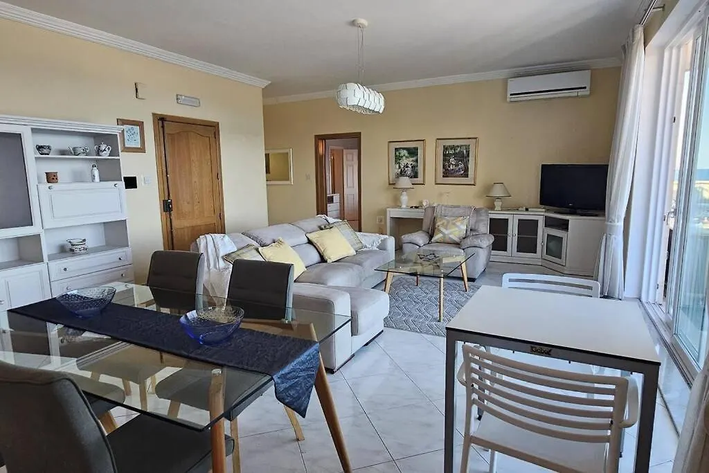 Apartamento Front Sea View 3 Bedroom 2 Bathrooms At Sliema Beach Promenade S7 Malta
