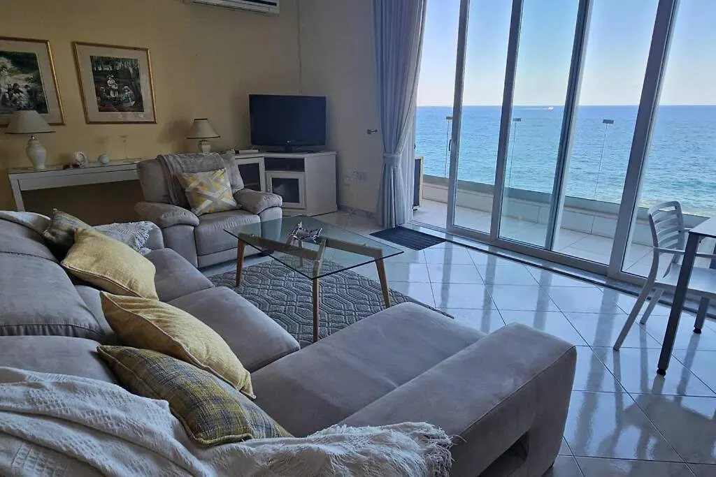 Front Sea View 3 Bedroom 2 Bathrooms At Sliema Beach Promenade S7 Apartamento