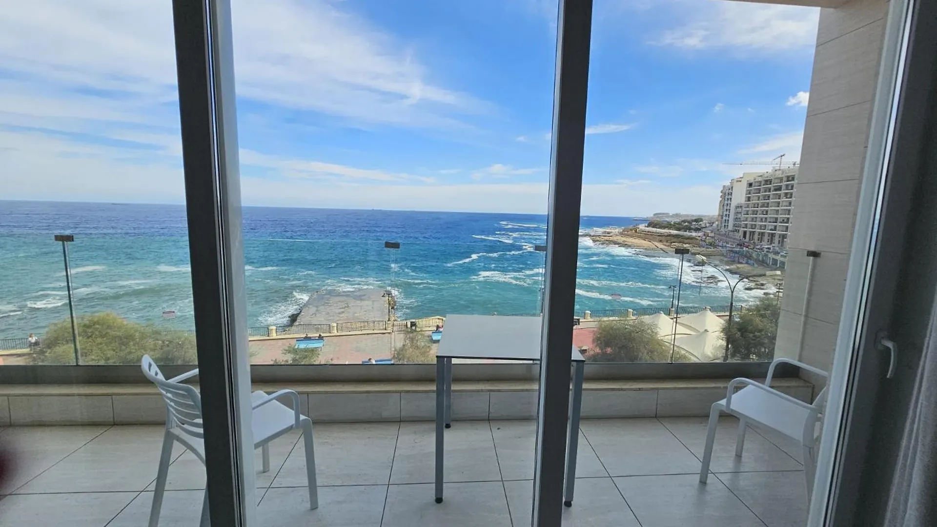 Front Sea View 3 Bedroom 2 Bathrooms At Sliema Beach Promenade S7 Malta